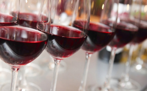 重慶紅酒專賣店進口紅酒哪里有賣 正確醒酒與侍酒